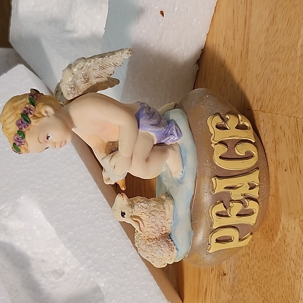 Vintage NIB  Crown Point "PEACE" Figures Of Speech Decor - Picture 5 of 7